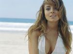 Lindsay Lohan pózuje na pláži Lindsay Lohan pózuje na pláži